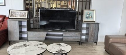 Cadbury tv-stand