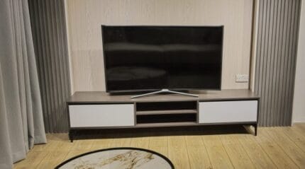 Helsinski tv-stand