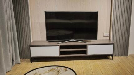 Helsinski tv-stand